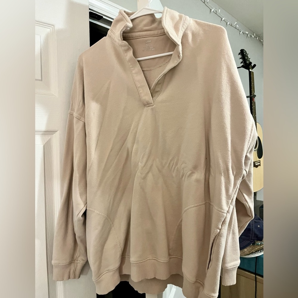 AERIE happy Henley sweatshirt small
